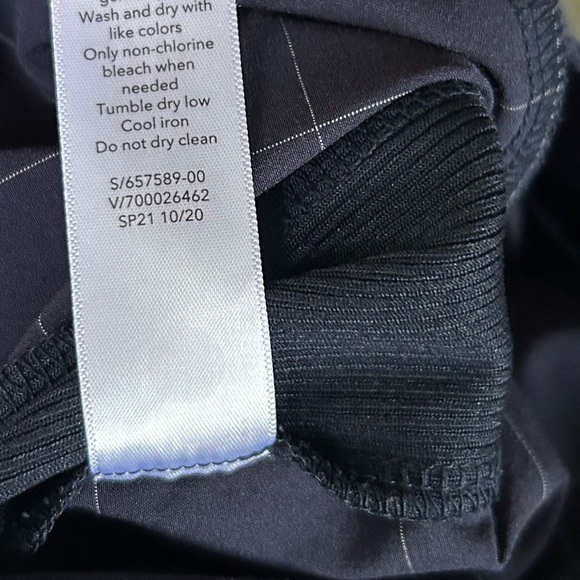 ATHLETA Brooklyn Textured Ankle Pants Navy Windowpane Plaid Sz 2 - Picture 15 of 16